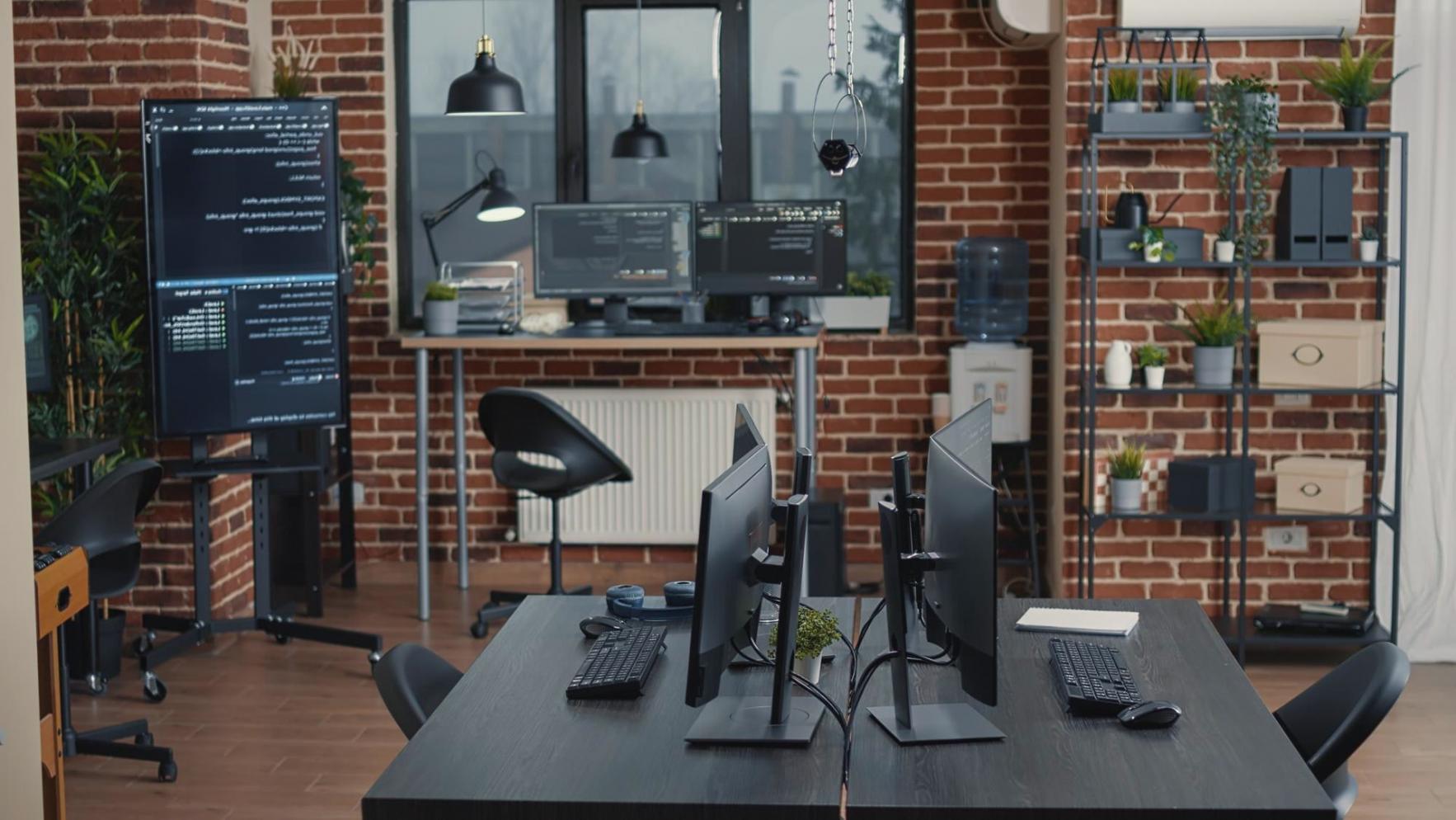 Detail van cross-platform ontwikkeling tijdens praktijkles social casino development